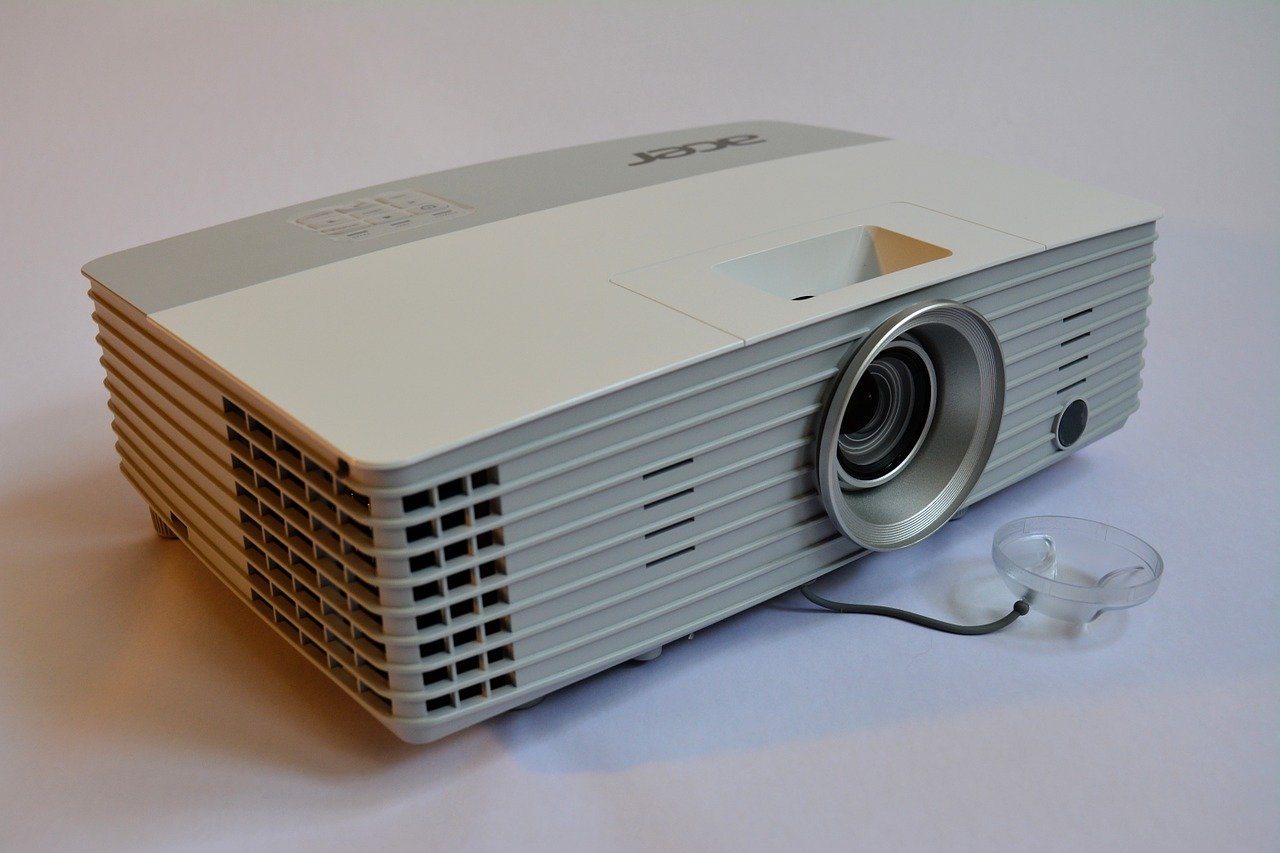 projector, presentation, multimedia-814835.jpg
